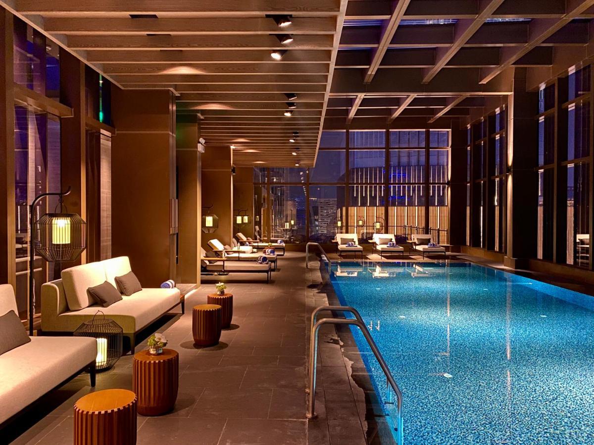 Jumeirah Guangzhou-Complimentary Shuttle Bus To Canton Fair Complex Eksteriør billede