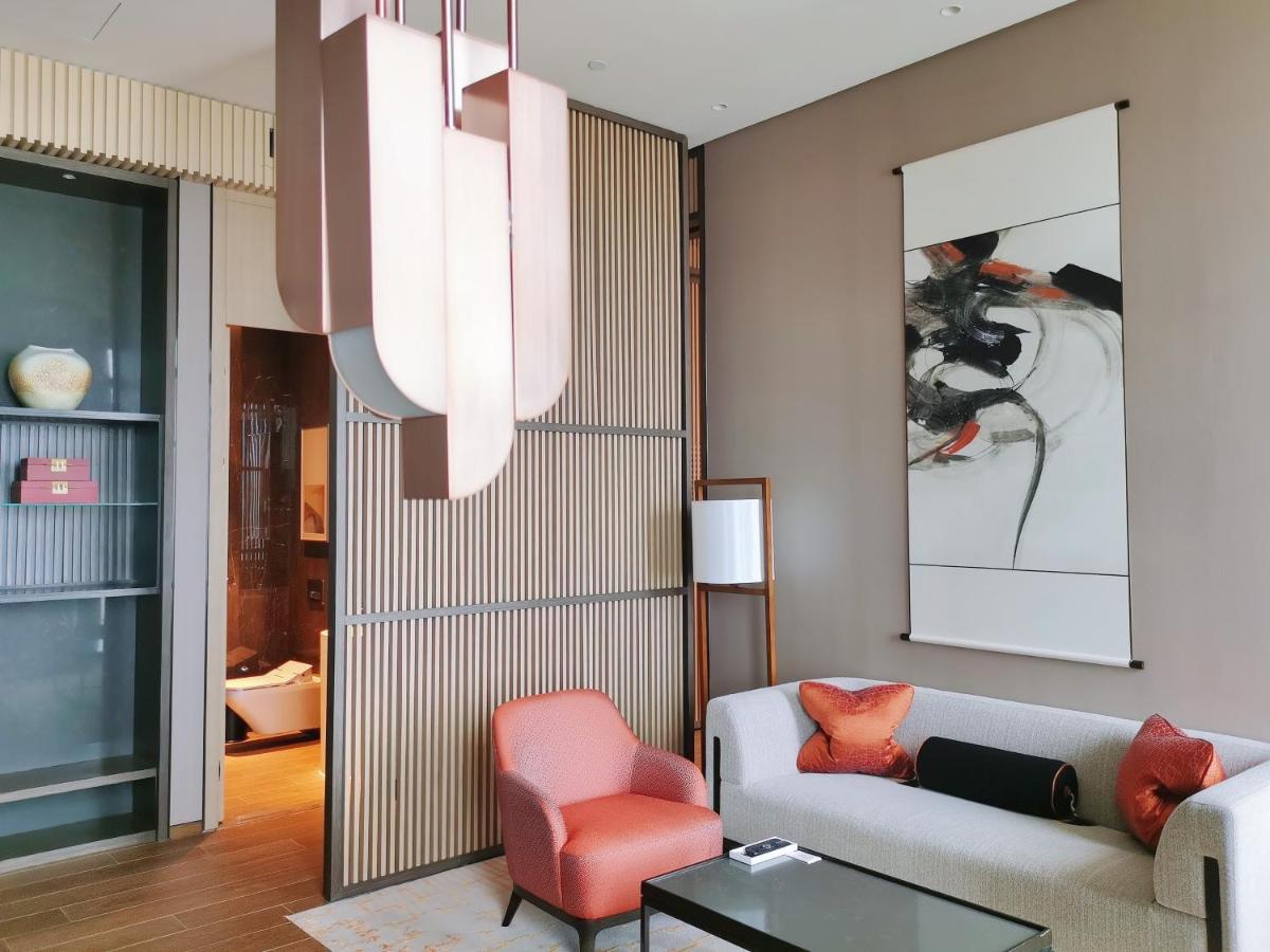 Jumeirah Guangzhou-Complimentary Shuttle Bus To Canton Fair Complex Eksteriør billede