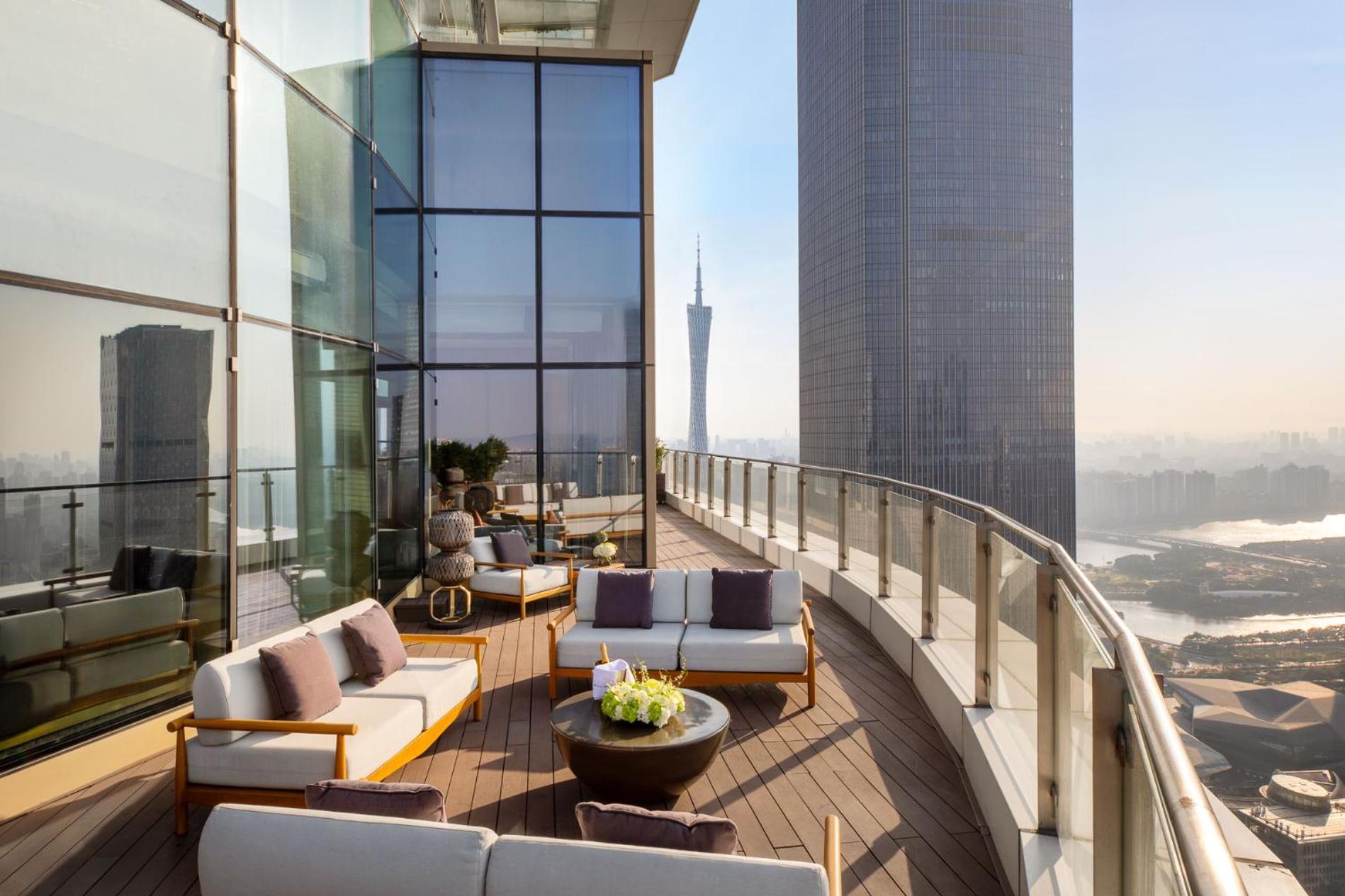 Jumeirah Guangzhou-Complimentary Shuttle Bus To Canton Fair Complex Eksteriør billede